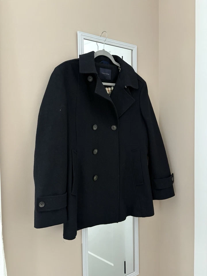 Tommy Hilfiger Men’s Double-Breasted Wool-Blend Peacoat Black Size 40S - Image 3 of 3