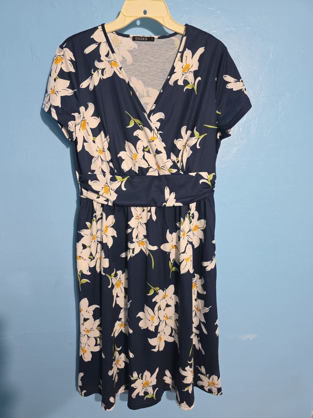 Ouges Ladies Size L V Neck Floral Short Sleeve Dr… - image 1