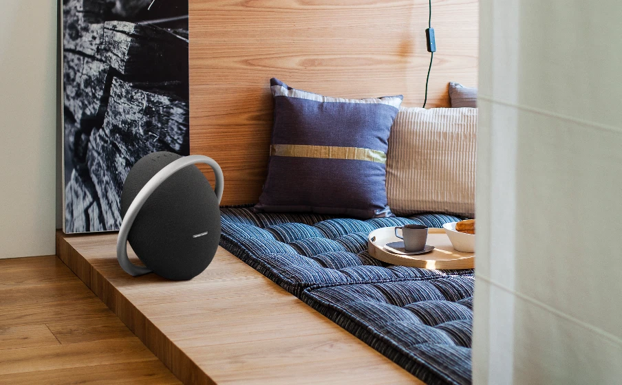 Harman Kardon Onyx Studio 8, Portable stereo Bluetooth speaker - Image 4 of 4