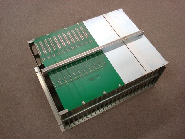 USED Kearney & Trecker 1-21980-25 Slot Rack Chassis Module - Image 3 of 4