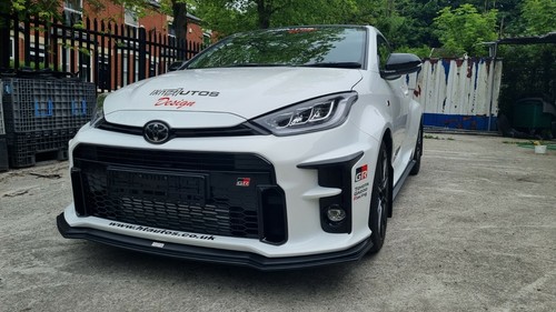Toyota Yaris GR 4 Kit corpo labbra intero. (Labbro anteriore, gonne laterali, labbra posteriori) HTA - Foto 10 di 12