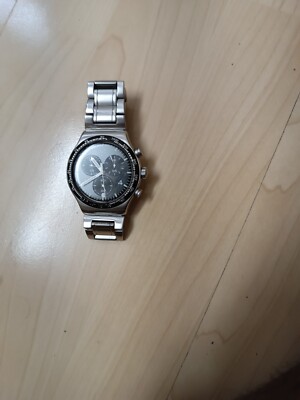 Swatch Night Fury Uhr Unisex Voll funktionsfähig gebraucht
