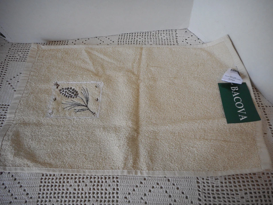 Toalla con punta de dedo Bacova PINE CONO **NUEVA con etiqueta** Pine Ridge Foto 4 de 4