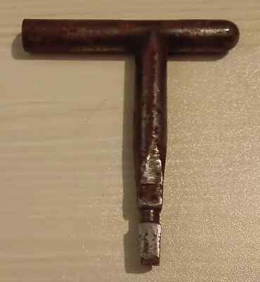 Metallwerkzeug unbekannt Qualität - ca. 5 mm x 6 mm Vierkantschlüssel (a)