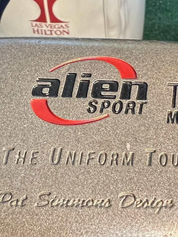 Alien Sport Pat Simmons Tutch Gray Mallet Putter/RH/Aluminum Titanium/35" - Image 3 of 4