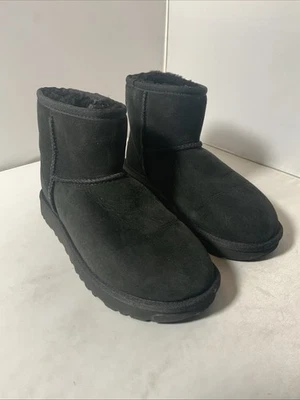 UGG Women's Classic Shearling Mini II Boots S/N 1016222 Size Uk 4