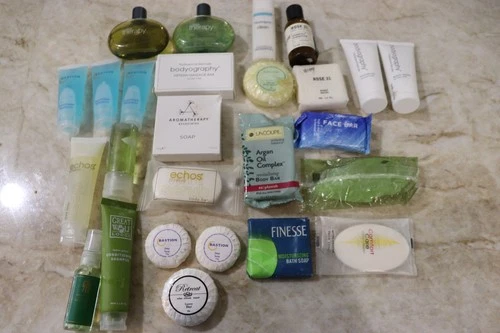 Lot of 25 Hotel Soaps - Shampoo - Body Wash - Lotions