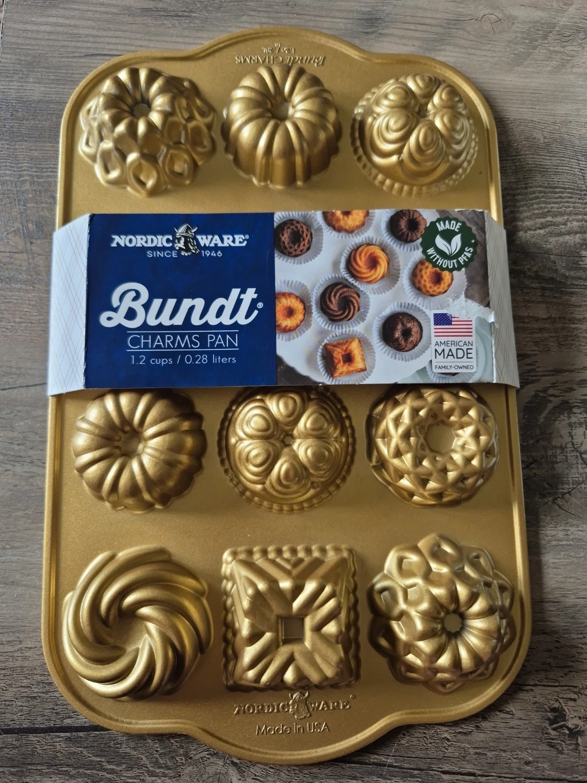Nordic Ware Mini Bundt Pan 1.2 Cups / 0.28 Liter New Made In USA Mini Cakes