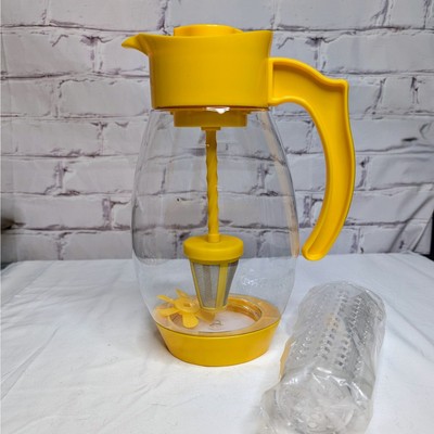Calla Cooks Companion 4-in-1 Chill Mix Infuse & Filter 3qt Pitcher Yellow New