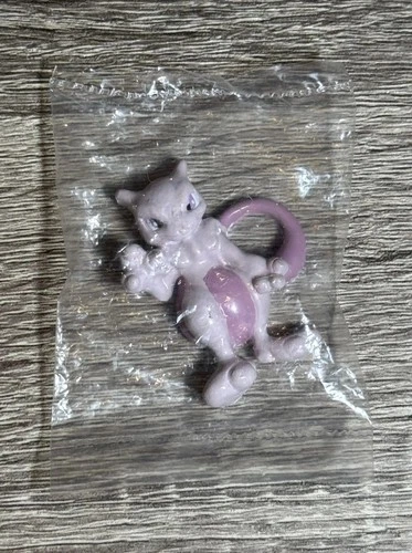 Vintage 1998 Mewtwo Pokemon Magnet Figure Japan Rare Toy New Sealed Collectible