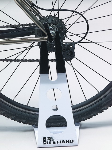 rear hub bike stand