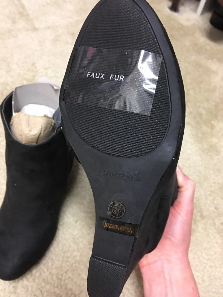 Womens Bamboo Black Faux Fur Suede Wedge Bootie New Size 6.5 - Image 2 of 4