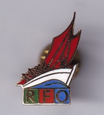 RARE PINS PIN'S .. TV RADIO PRESSE RFO DOM-TOM OUTREMER YOLE ANTILLES ~FQ