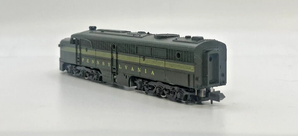 N Scale KATO Alco Pa "Pennsylvania Rail Road" Locomotive wrong Box - Image 3 of 4