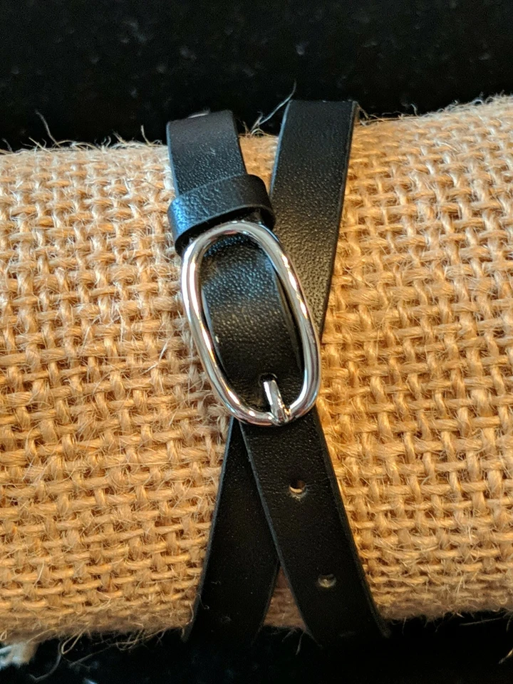 Origami Owl Medium Locket Wrap Bracelet (6"-7 1/4") With Heart Slider - Image 2 of 4