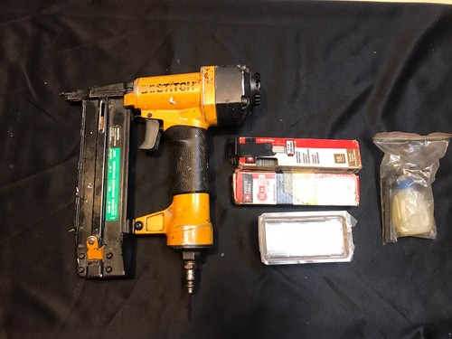 Bostitch 18 Gauge Brad Nailer Model 