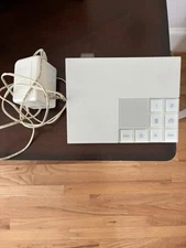 Ooma Hub VoIP Home Phone Service Hub 110-0100-307 White w/ Power Cord