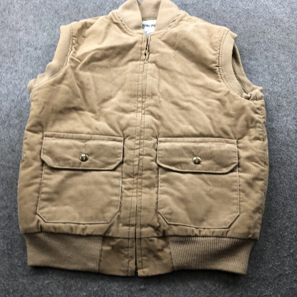 Chaleco de pared vintage para hombre grande bronceado aislado ropa exterior EE. UU. zona cero años 90 Foto 2 de 4