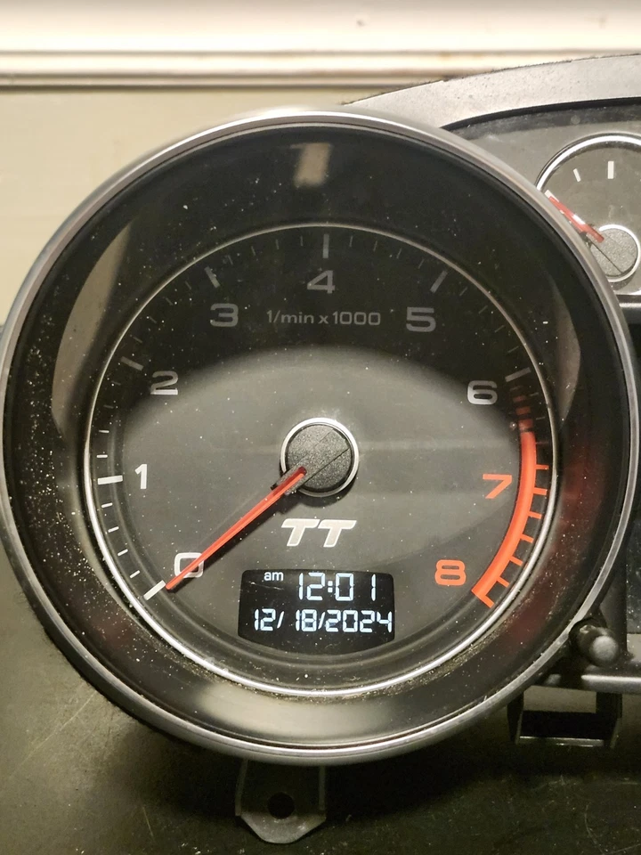 ¡¡PROBADO!!       Audi TT 2009 cuadro de instrumentos medidores velocímetro con 114 k 2008 Foto 2 de 4
