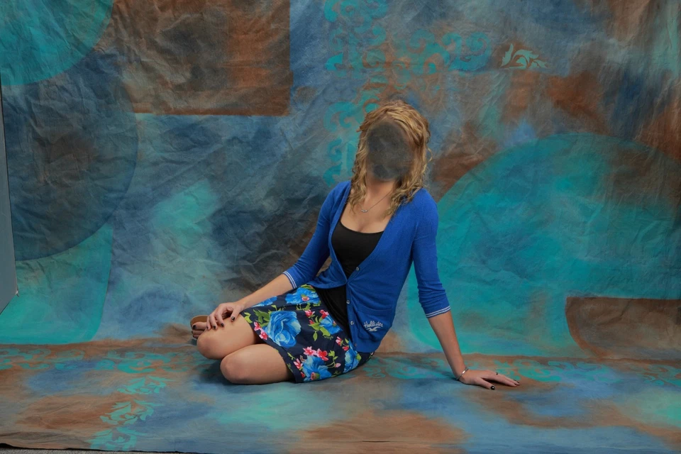  Senior  backgrounds - Bundle (3) , Excellent Condition Dennis Cole Hand Painted - Image 3 of 4