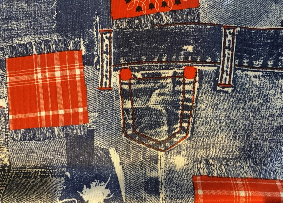 Peça de tecido de poliéster vintage anos 80 denim e estampa de bandana vermelha 58” x 110” nova na caixa - Imagem 4 de 4