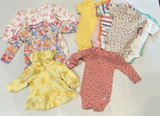 Lot of Baby Girl Clothes 0-3 months READ DESCRIPTION