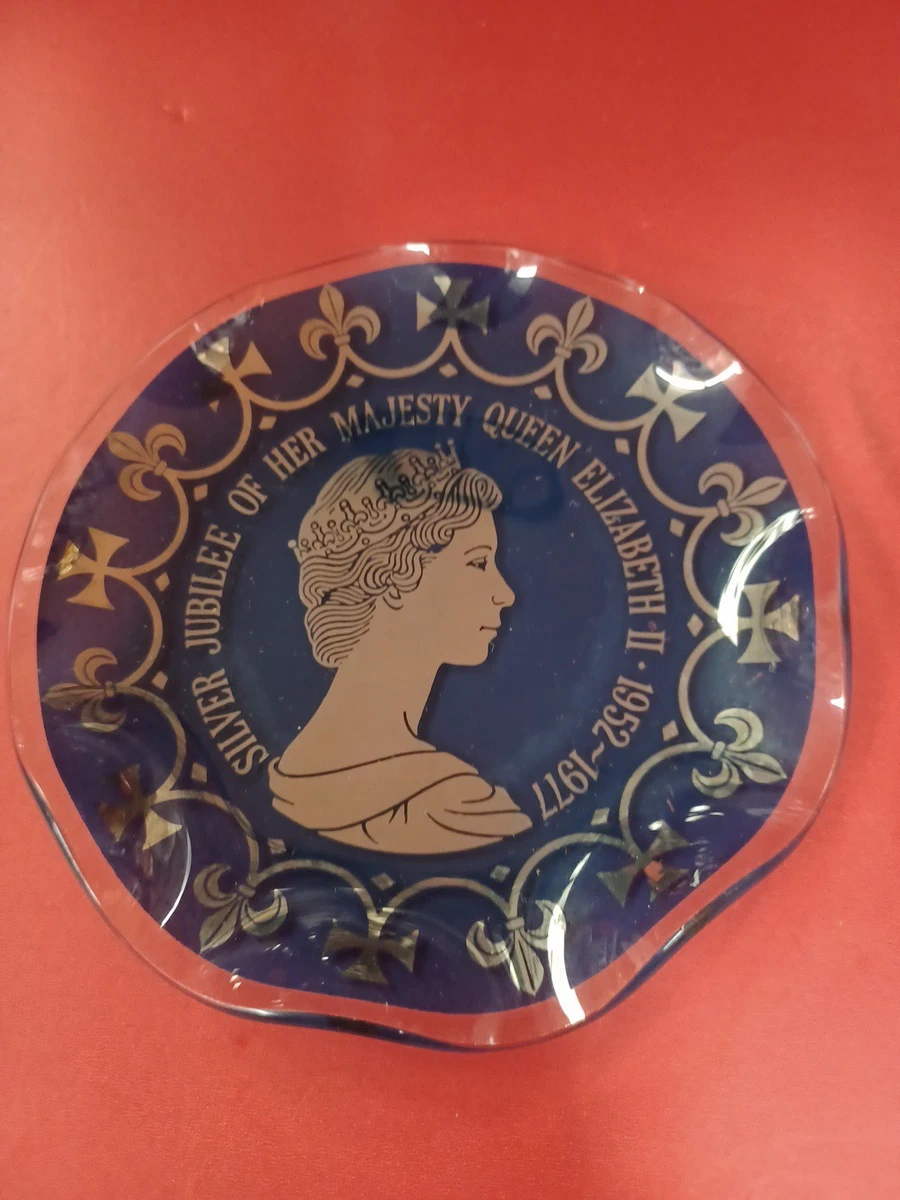 Elizabeth II (1952-2022) Royal Plate Historical Royalty