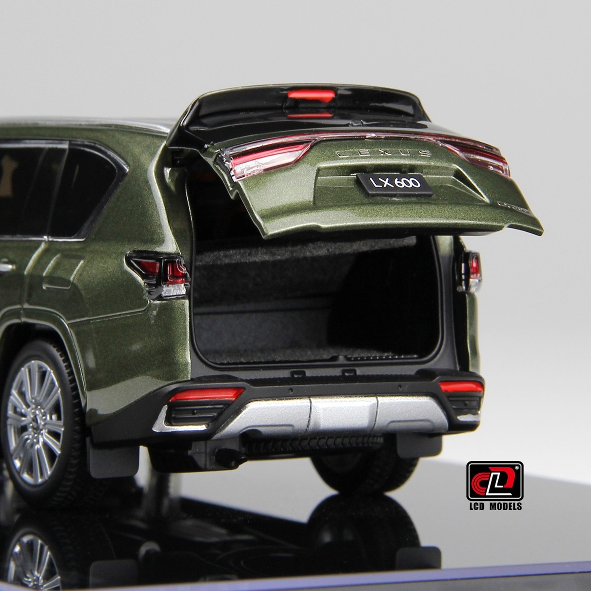 LCD MODELS LCD43013-NG 1:43 LEXUS LX600 (NORI GREEN) DIECAST CAR