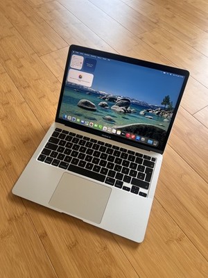 Apple MacBook Air 13 Zoll Laptop 256GB M1 8GB  - Silber MGN93D/A
