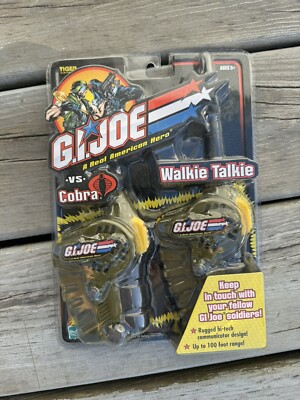 GI Joe vs COBRA Walkie Talkie Hasbro Tiger Electronics 2002 New