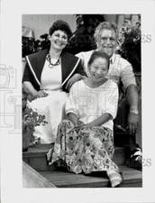 1991 Press Photo Exchange student Cao Qin, Peter & Scherion Bohlke in Snohomish