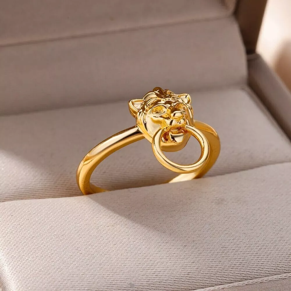 18k gold lion ring deals