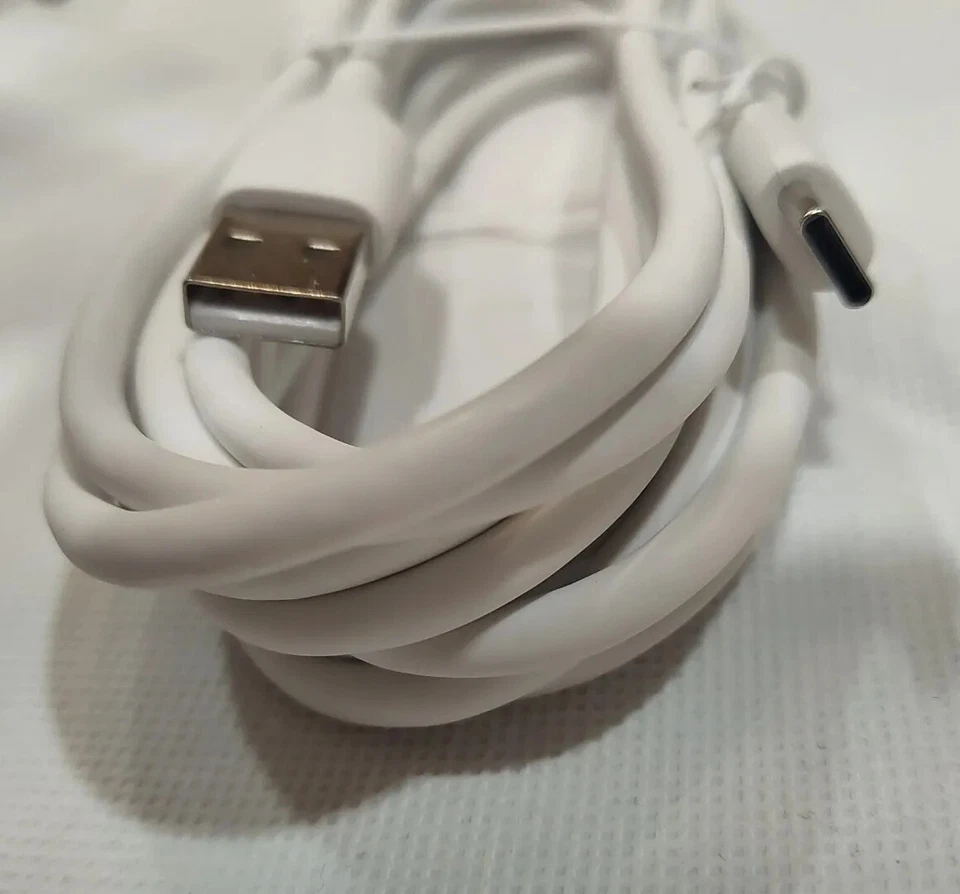 Amazon Basics 10 ft. USB C 2.0 to USB A White Cable  - Image 4 of 4