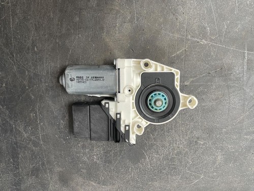 VW Golf 6 Fensterhebermotor Tür hinten links Steuergerät hinten 5K0959703C