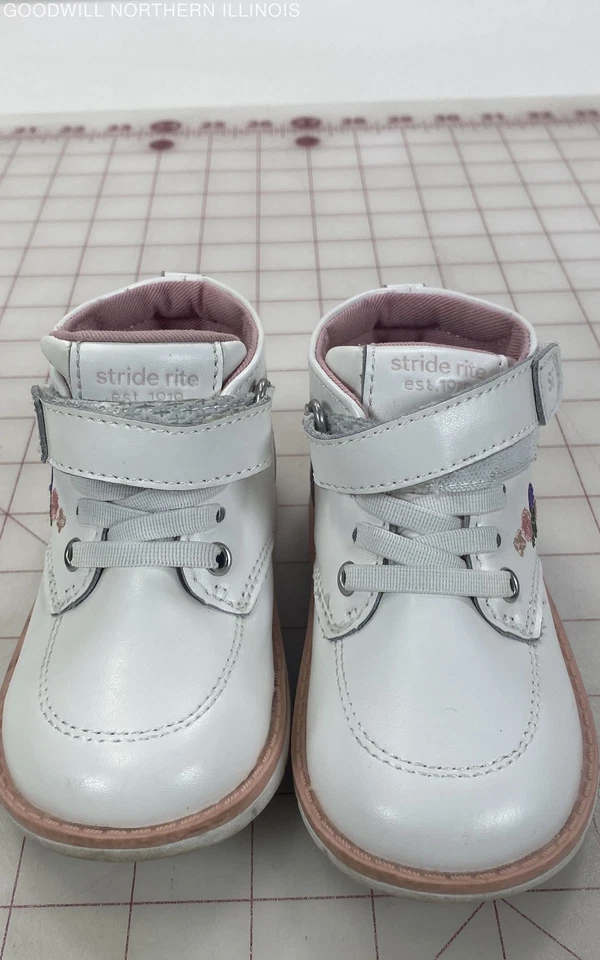 Baby's Stride Rite Quinn цветочный вышитый белая кожа кроссовки ботинки, размер 6 М - Изображение 3 из 4