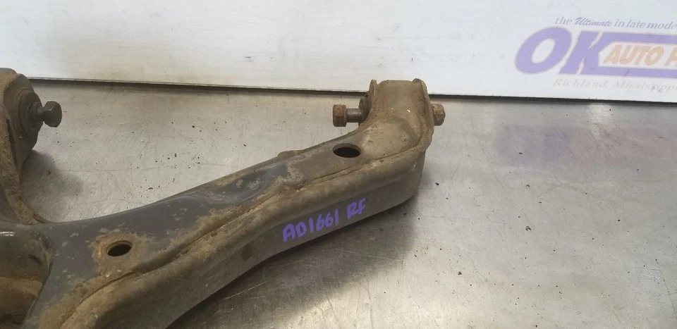 Chevy Tahoe 1996 brazo de control inferior pasajero delantero derecho 5,7 L 4x4 4x4 Foto 4 de 4