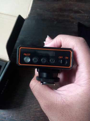 Mini flash para cámara Ulanzi F12 Speedlite estándar montaje de zapata caliente para cámara DSLR - Imagen 10 de 11