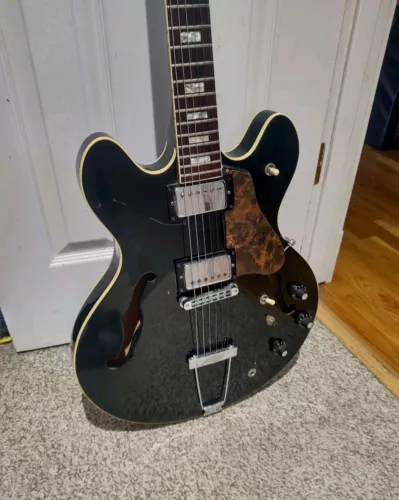 Beautiful Vintage Gibson ES-335 TD 1976 Electric Guitar Original With Case. 
