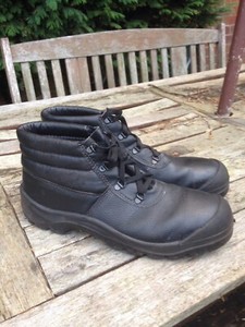 oil resistant boots