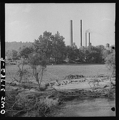 Cincinnati (vicinity), Ohio. Landscape as seen from the towboat Ernest T. Weir
