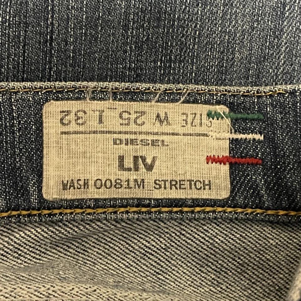 Diesel LIV Jeans Womens 25 Stretch Denim Made in Italy Embroidered Pocket 0081M - Image 4 of 4