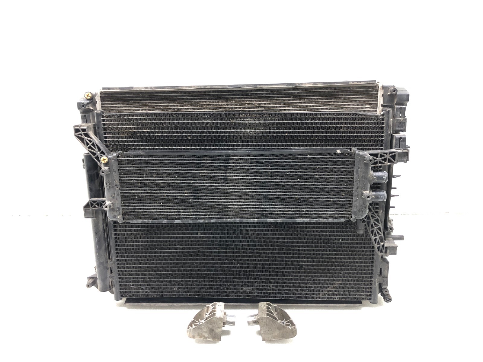 2017-2020 MASERATI LEVANTE 3.0L RADIATOR CONDENSER COOLING FAN ASSEMBLY OEM