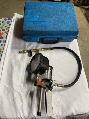 AMETEK T-620H Portable Hydraulic Hand Pump Pressure Tester 0-3000 PSI with Gauge
