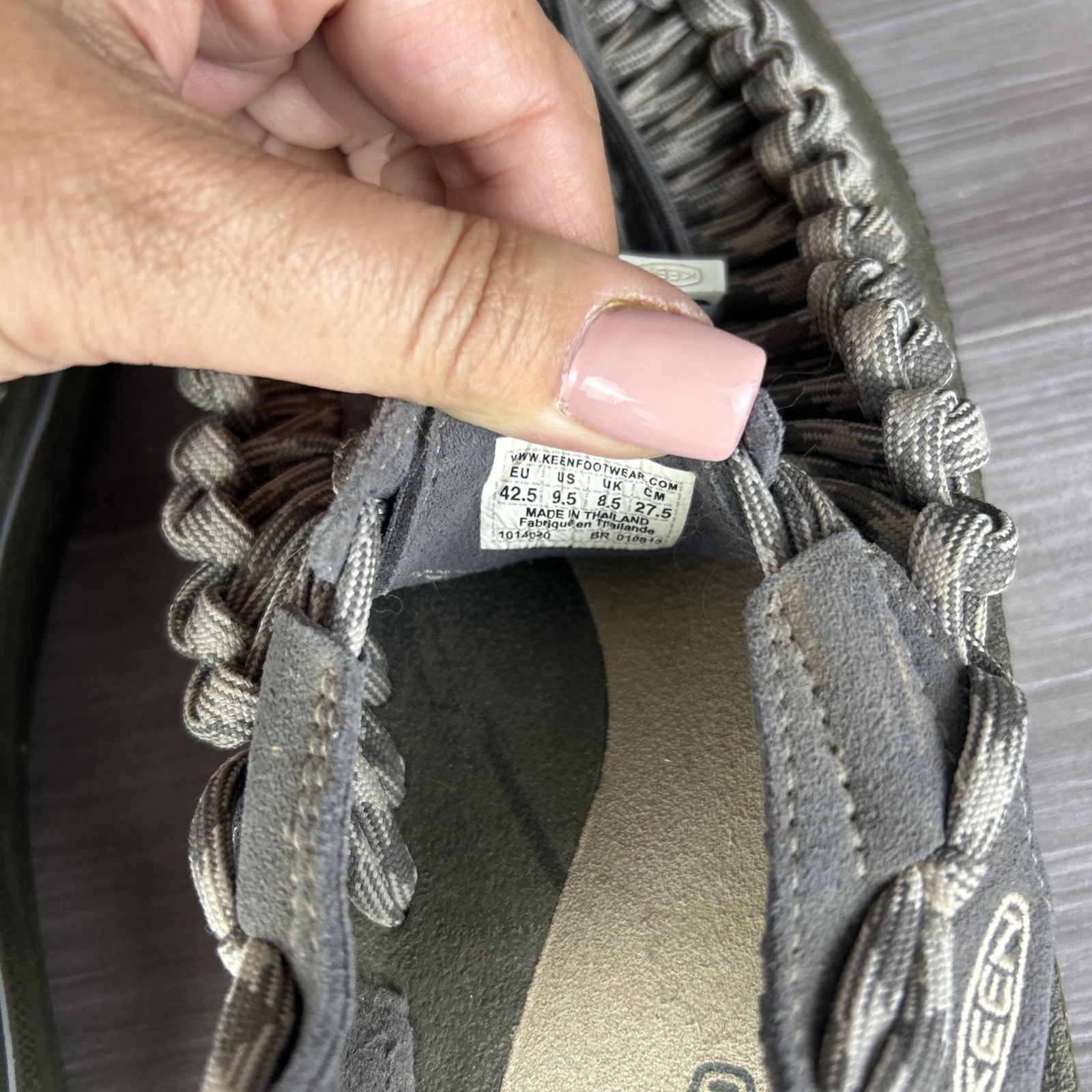 KEEN Sandali donna Uneek elasticizzati a due corde outdoor grigio 1017215 taglia 9 5