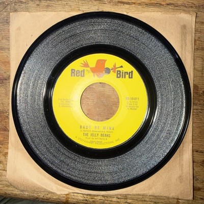 RARE 45 RPM RECORD: Jelly Beans Baby Be Mine / The Kind of Love You Can't Forget