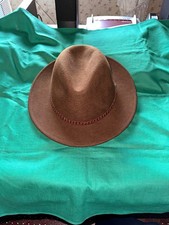 Casual Traveller  mit geflochtenem Lederband Filzhut aus 100% Wolle  Made in Ita