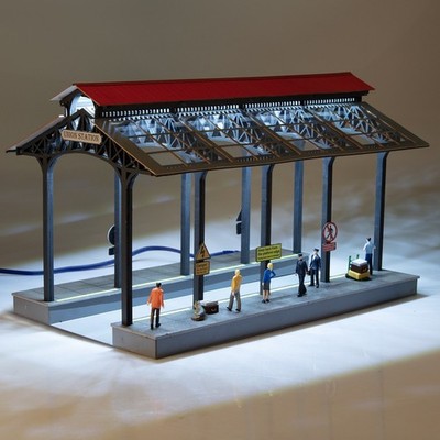 O Scale Union Station With 4.5volt Power Supply By Menards 