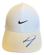 JANNIK SINNER SIGNED NIKE WHITE TENNIS CAP (ACG CERT AG19124)