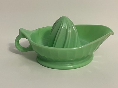 Martha Stewart by Mail Fenton Jadite Jadeite Citrus Lemon Juicer Reamer MBM New