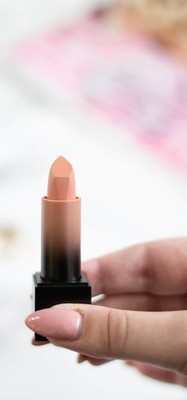 Huda Beauty *Buttercup* Sweet Nudes Power Bullet Cream Glow Lipstick